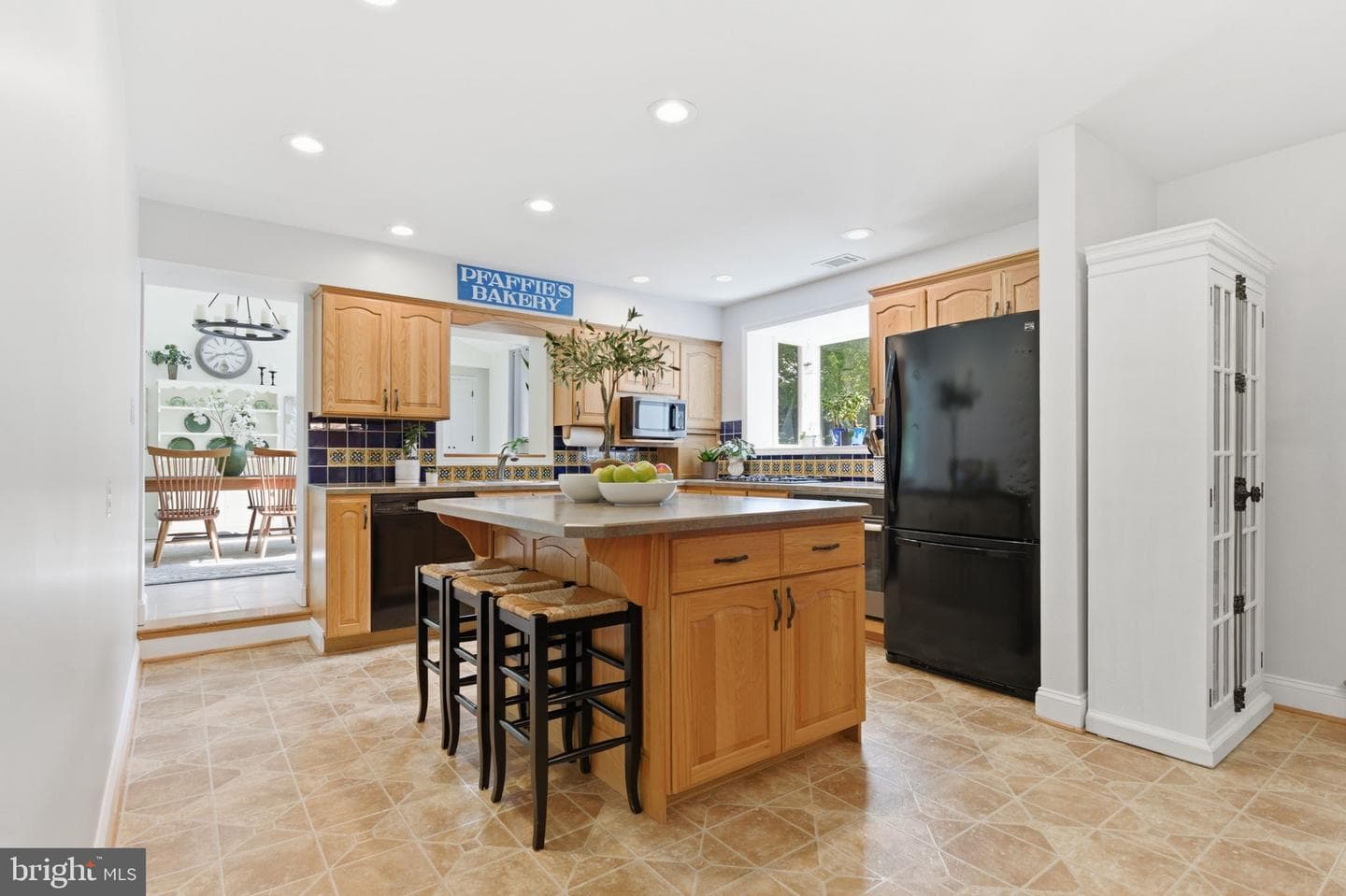 3920 Sharp Road photo 10