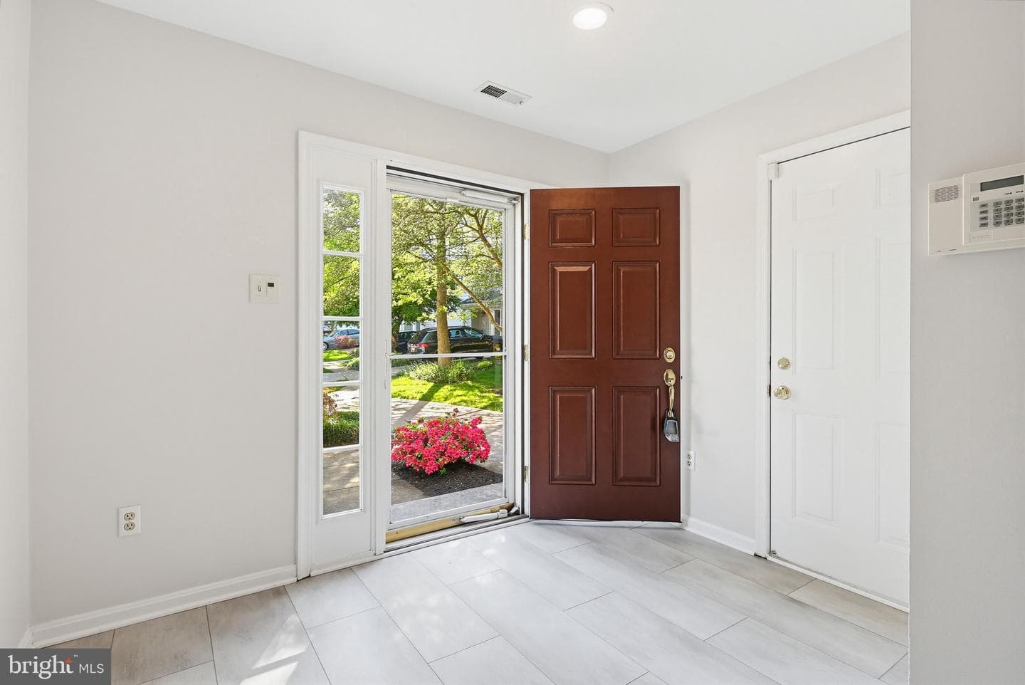 5353 Chase Lions Way photo 8