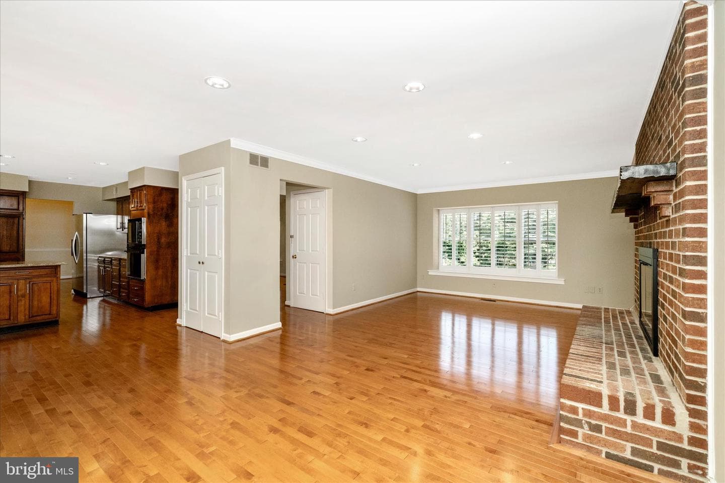 6667 Luster Drive photo 37