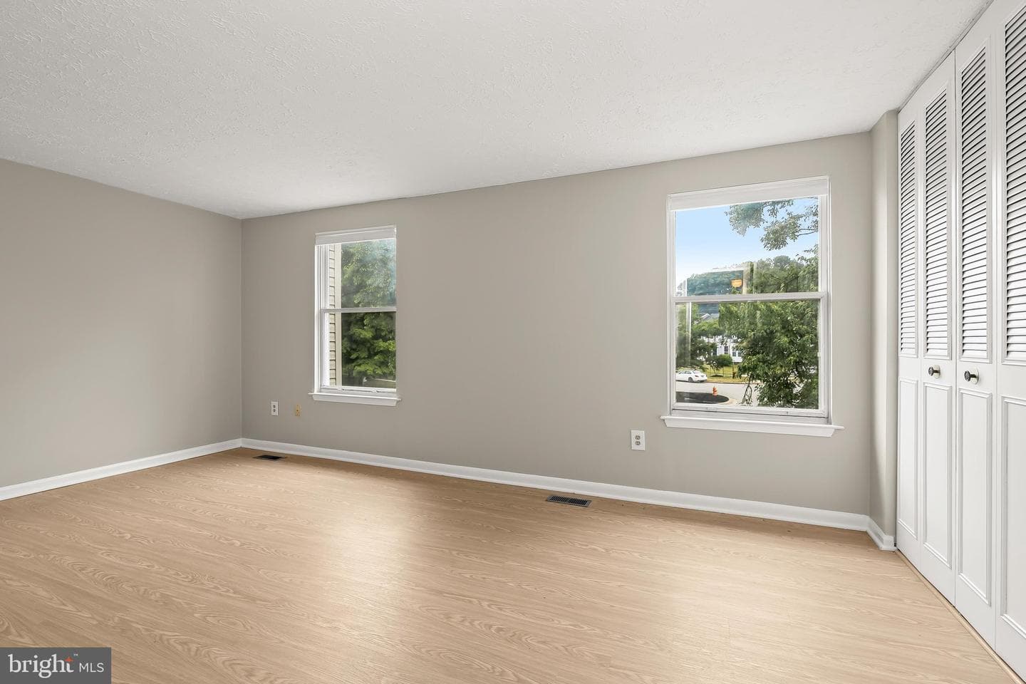 8035 Watermill Court photo 20