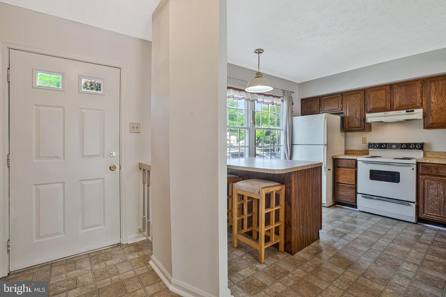7015 Copperwood Way photo 8