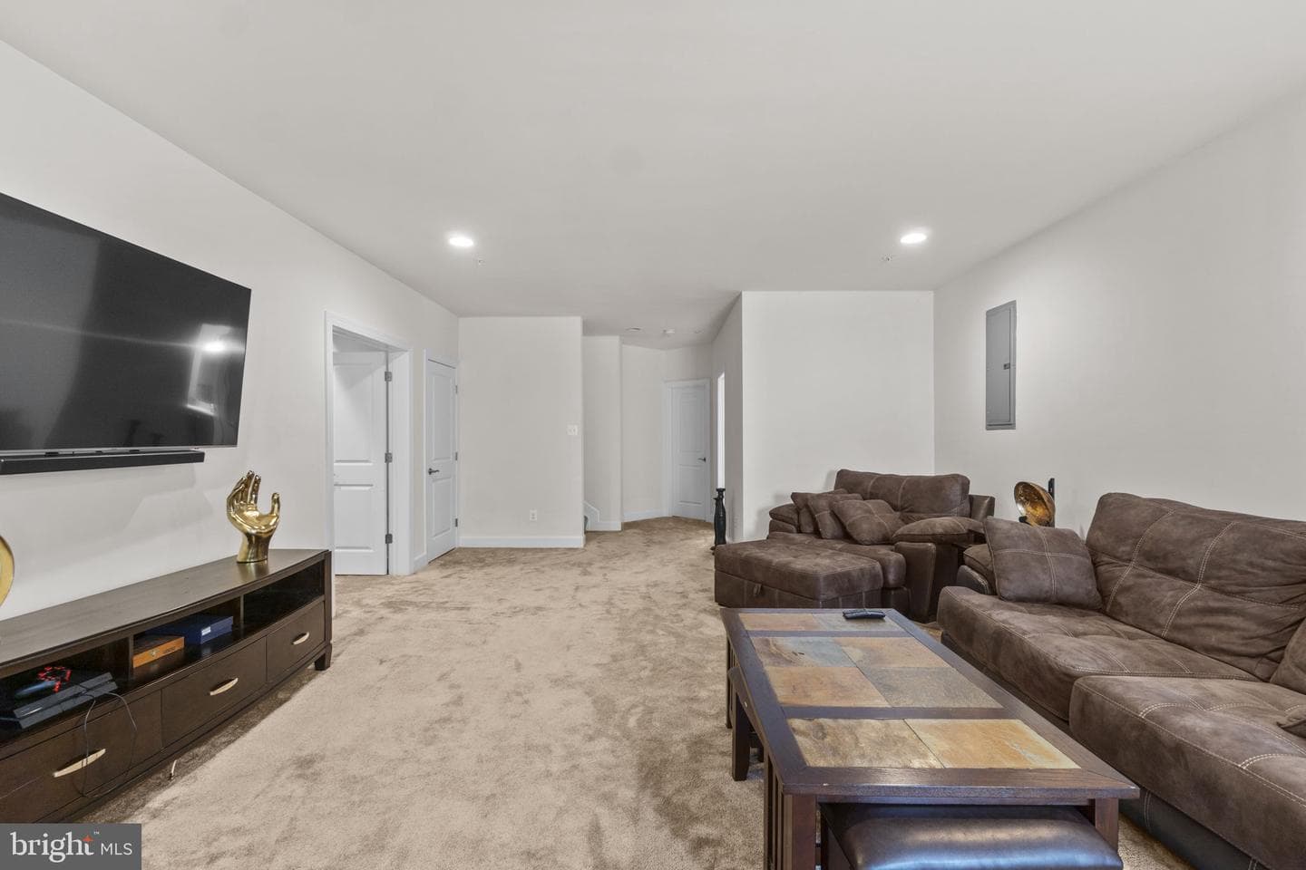 2726 W End Circle photo 45