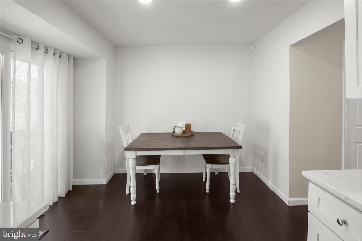 8206 Tall Trees Court photo 25