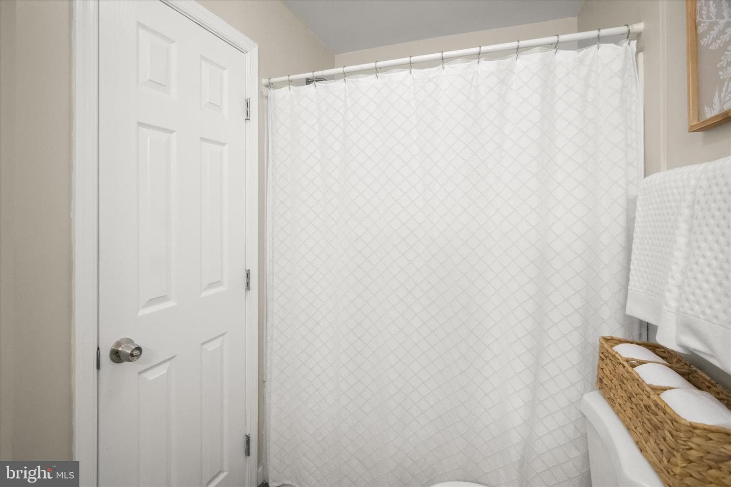 8206 Tall Trees Court photo 43