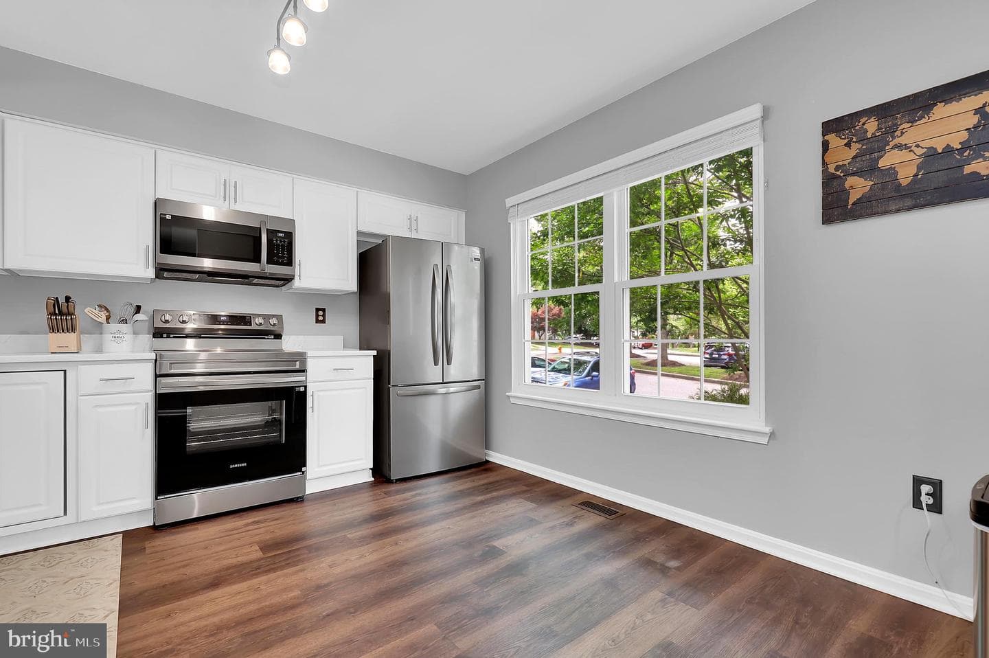 11769 Lone Tree Court photo 4
