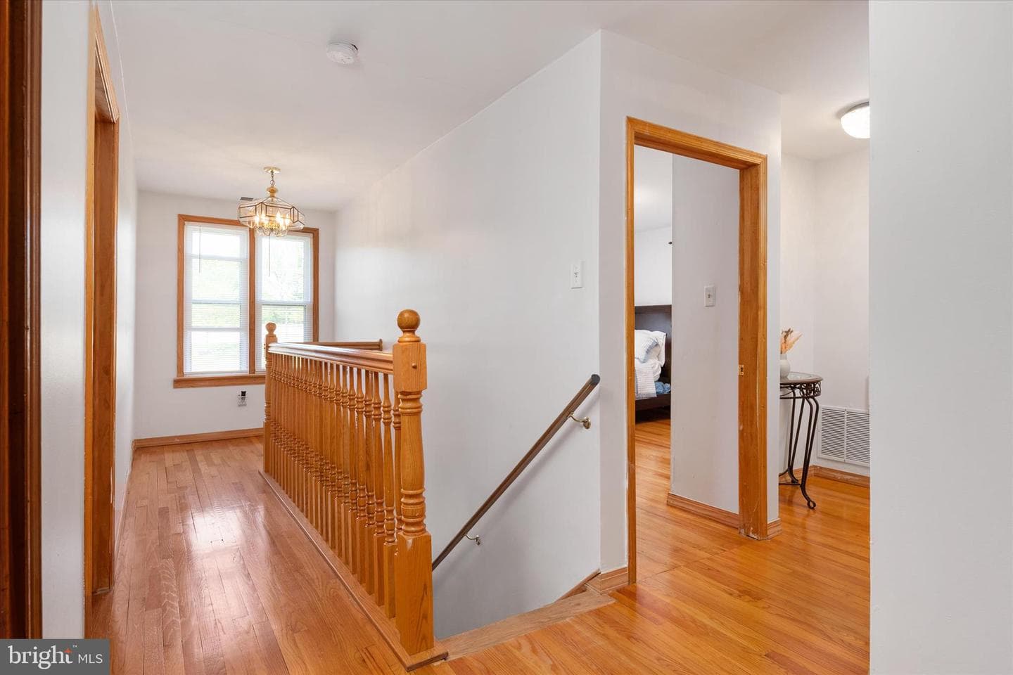 9460 Guilford Road photo 22
