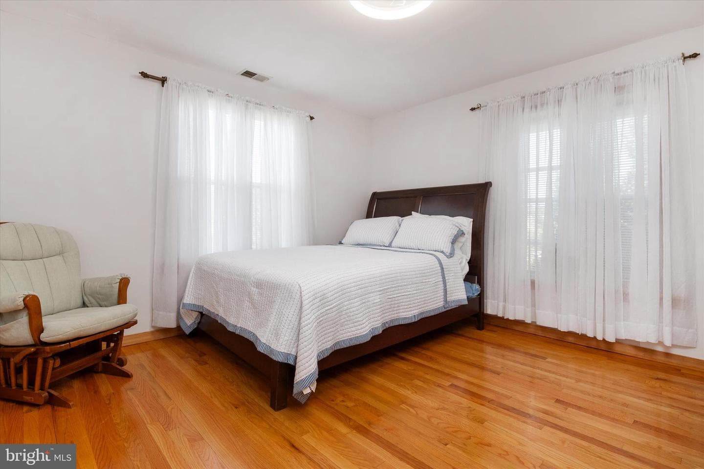 9460 Guilford Road photo 23