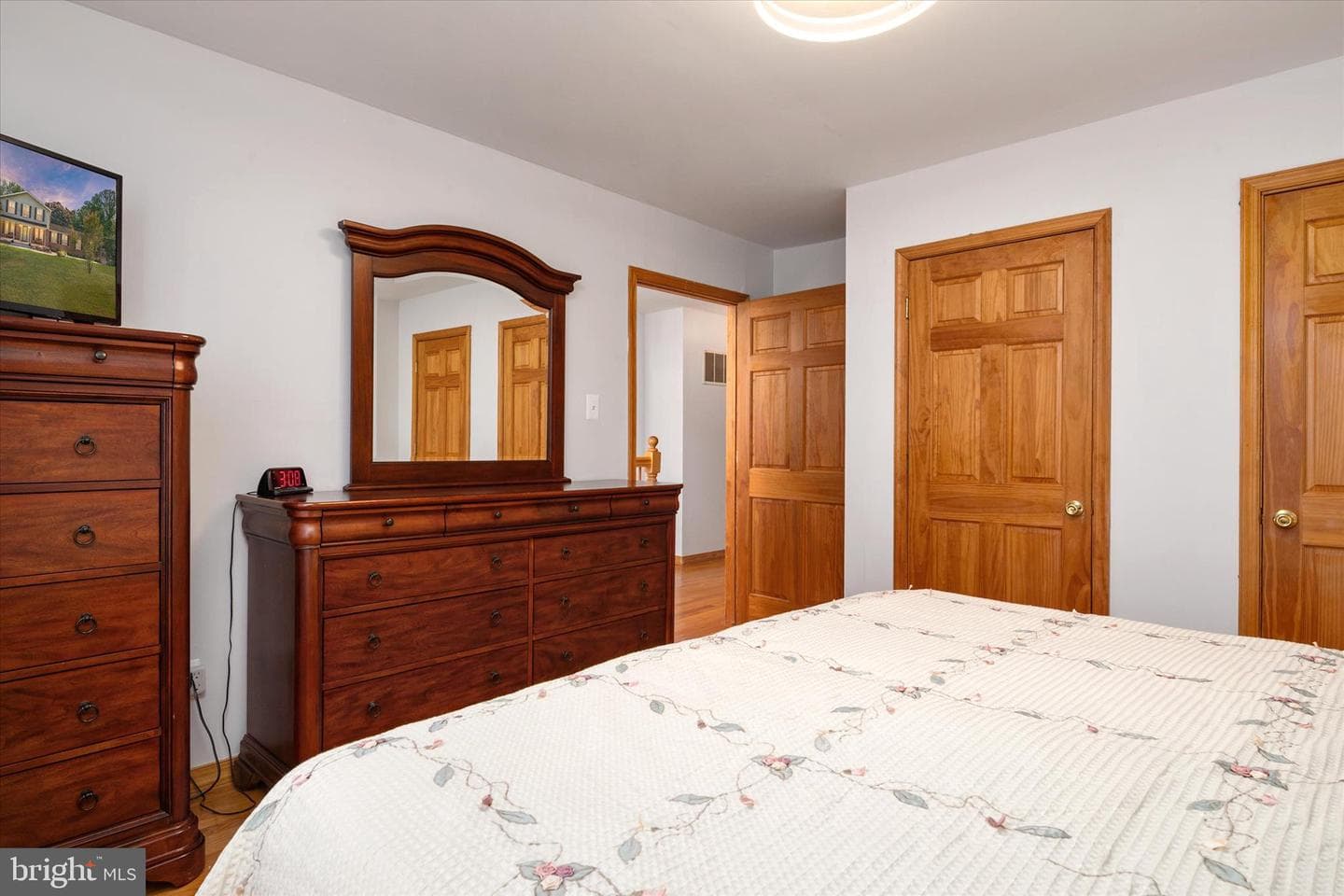 9460 Guilford Road photo 28