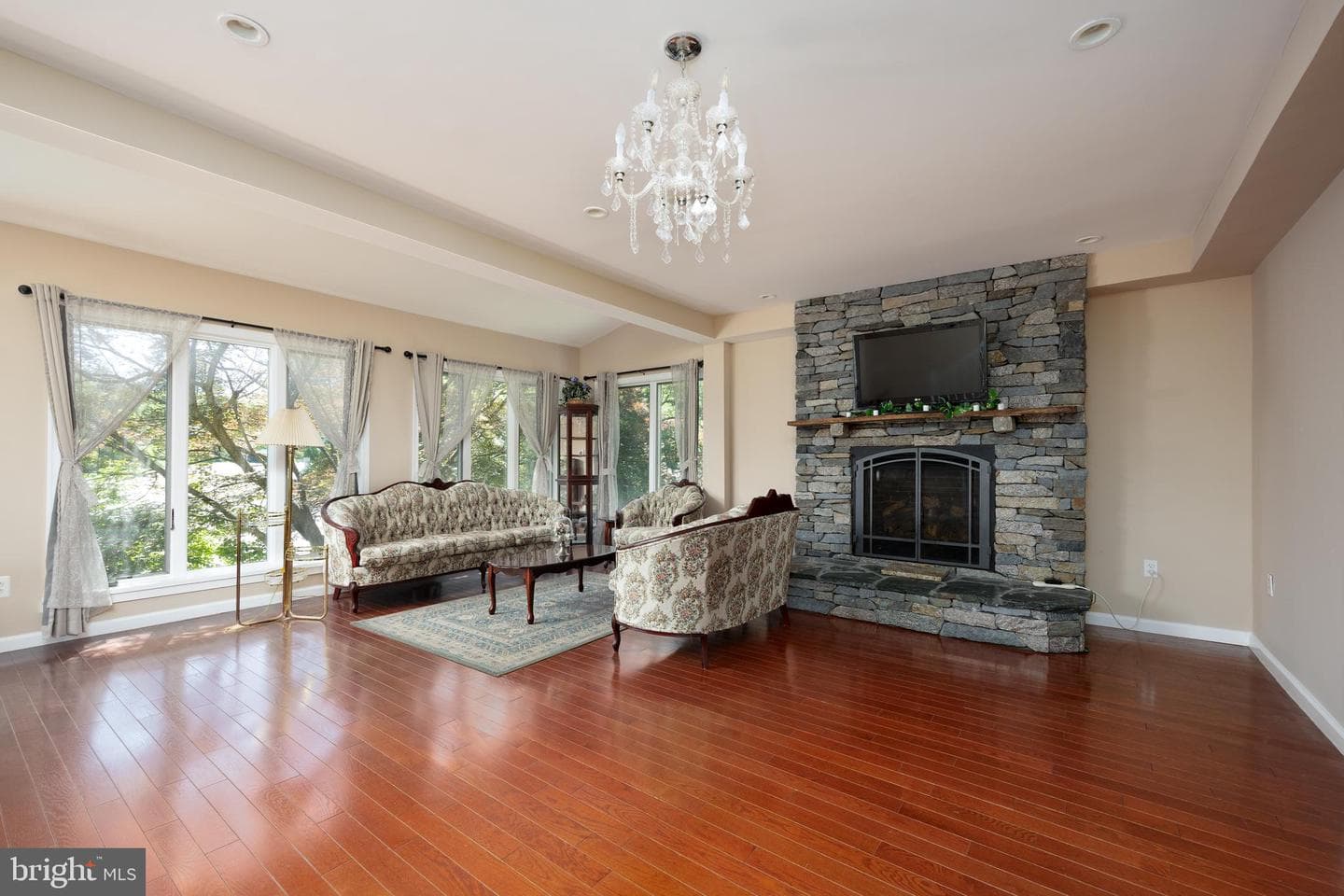 8615 Ridge Road photo 9