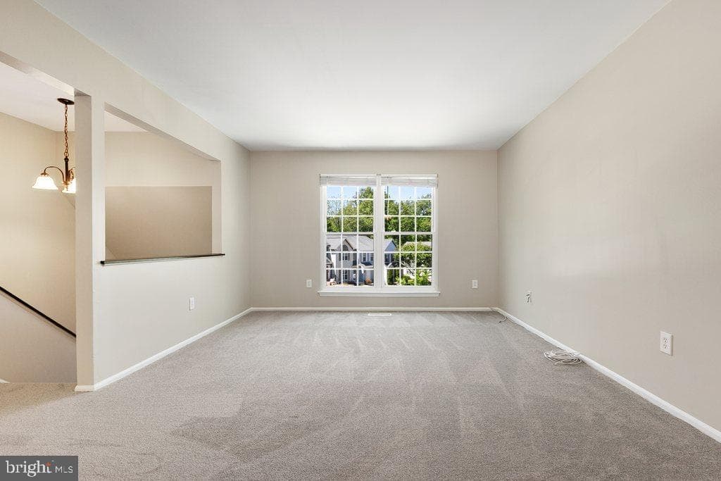 4723 Leyden Way photo 11