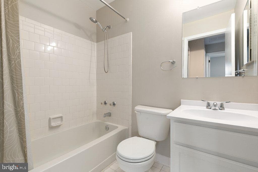 4723 Leyden Way photo 36