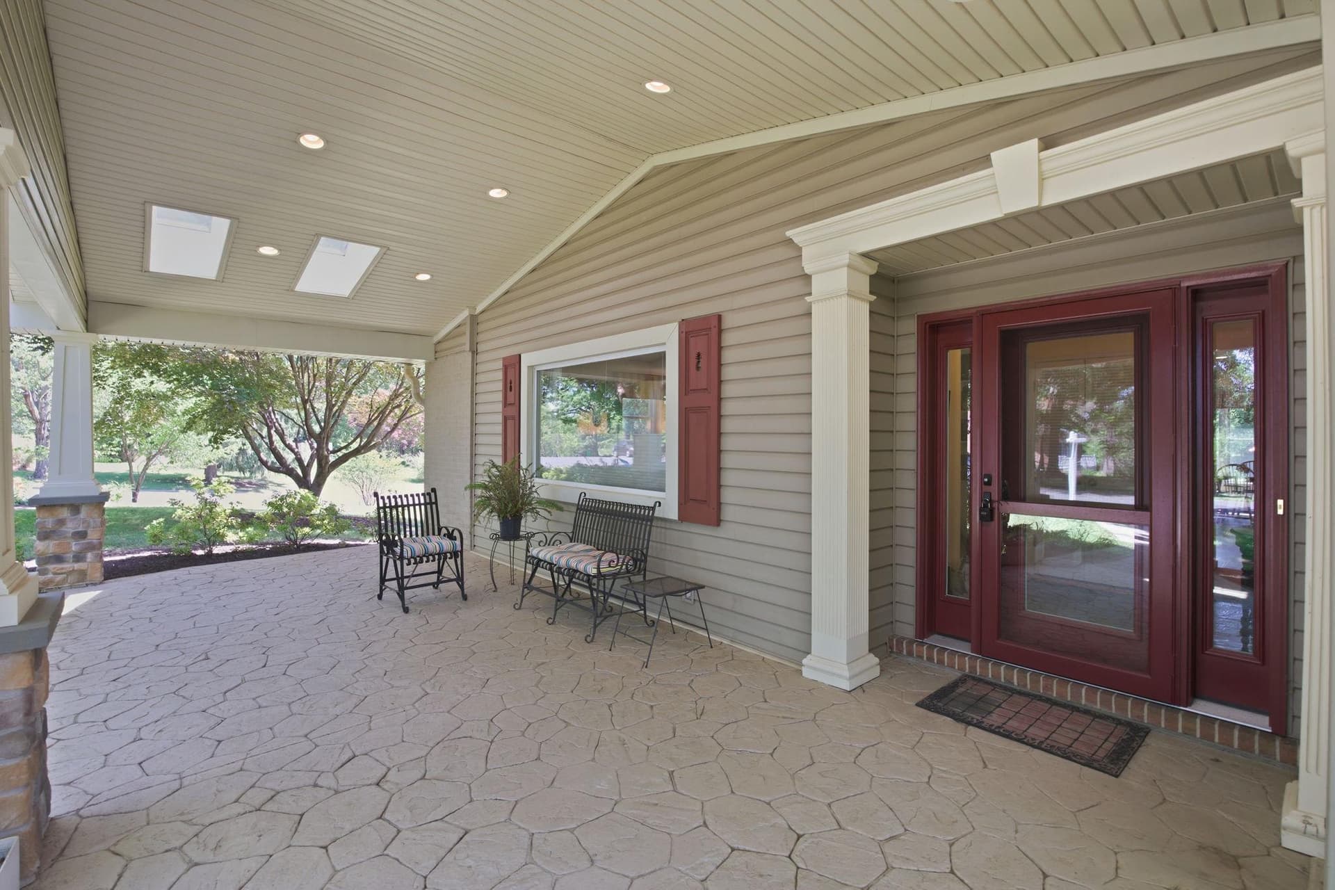 9047 Dunloggin Road photo 3