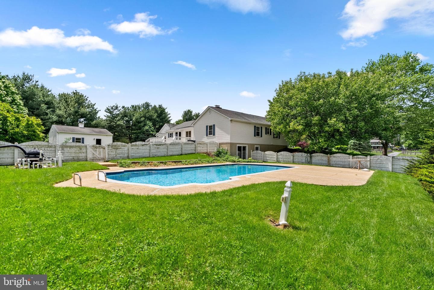 17513 Country View Way photo 48