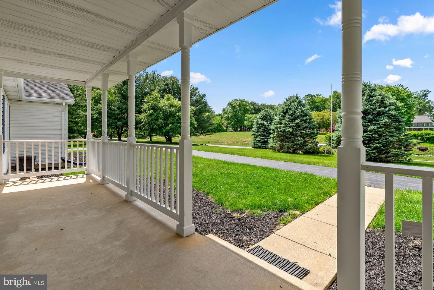 17513 Country View Way photo 8