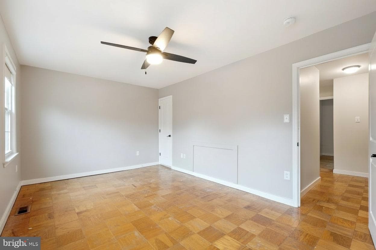 5886 Morningbird Lane photo 28