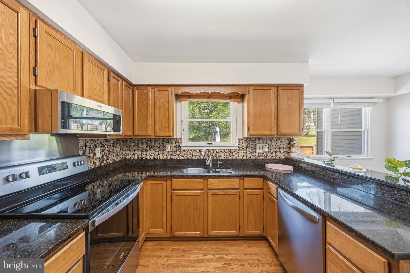3619 Saint Johns Lane photo 8