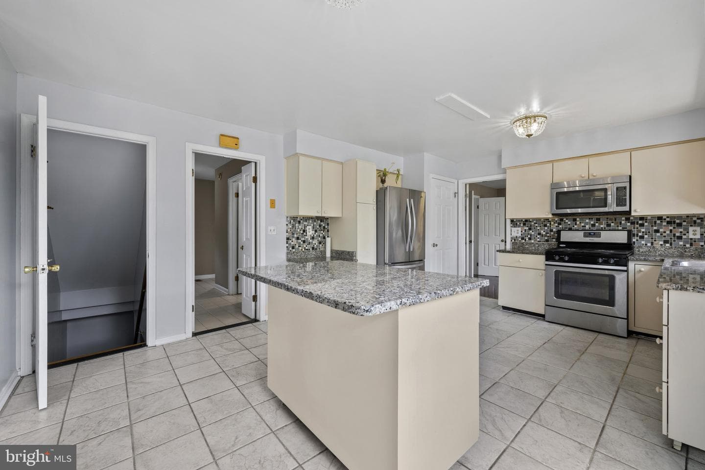 9306 Mist Haven Court photo 19