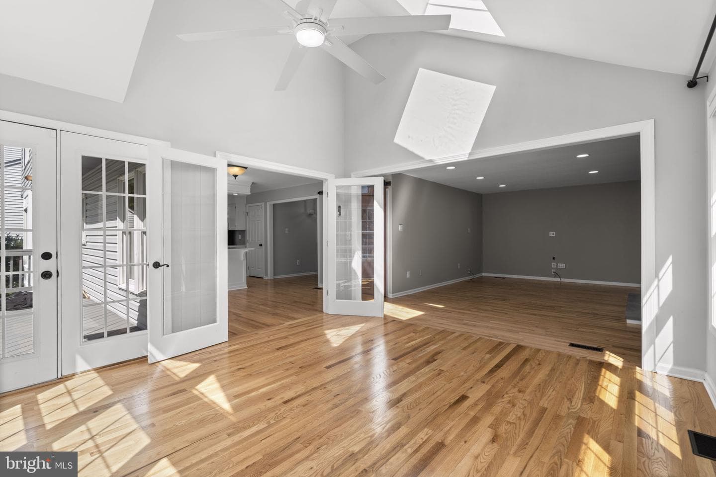 3131 Kings Court photo 19