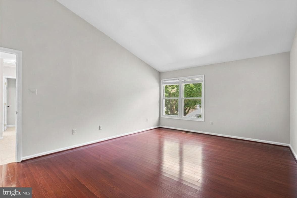 3131 Kings Court photo 23