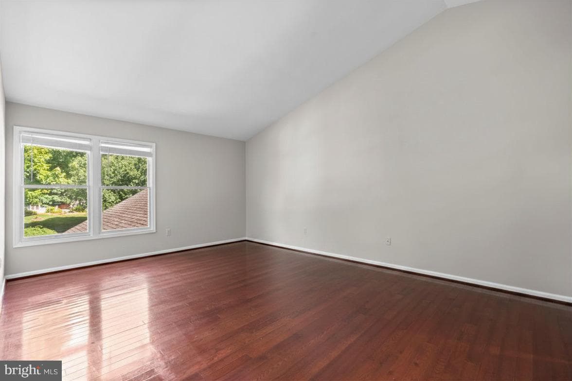 3131 Kings Court photo 25