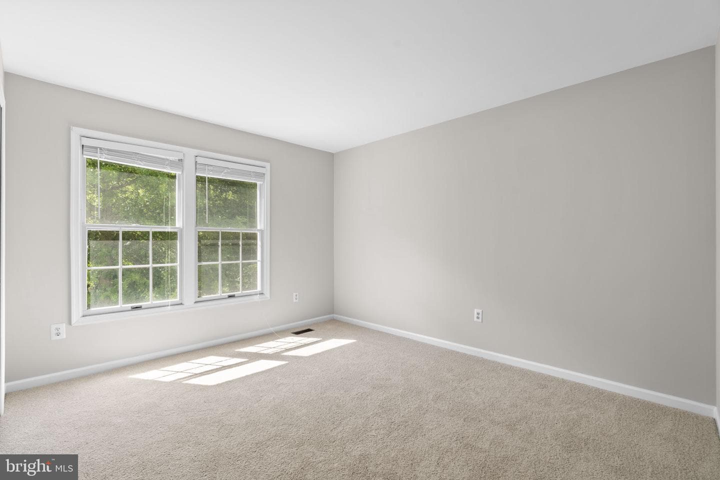 3131 Kings Court photo 28