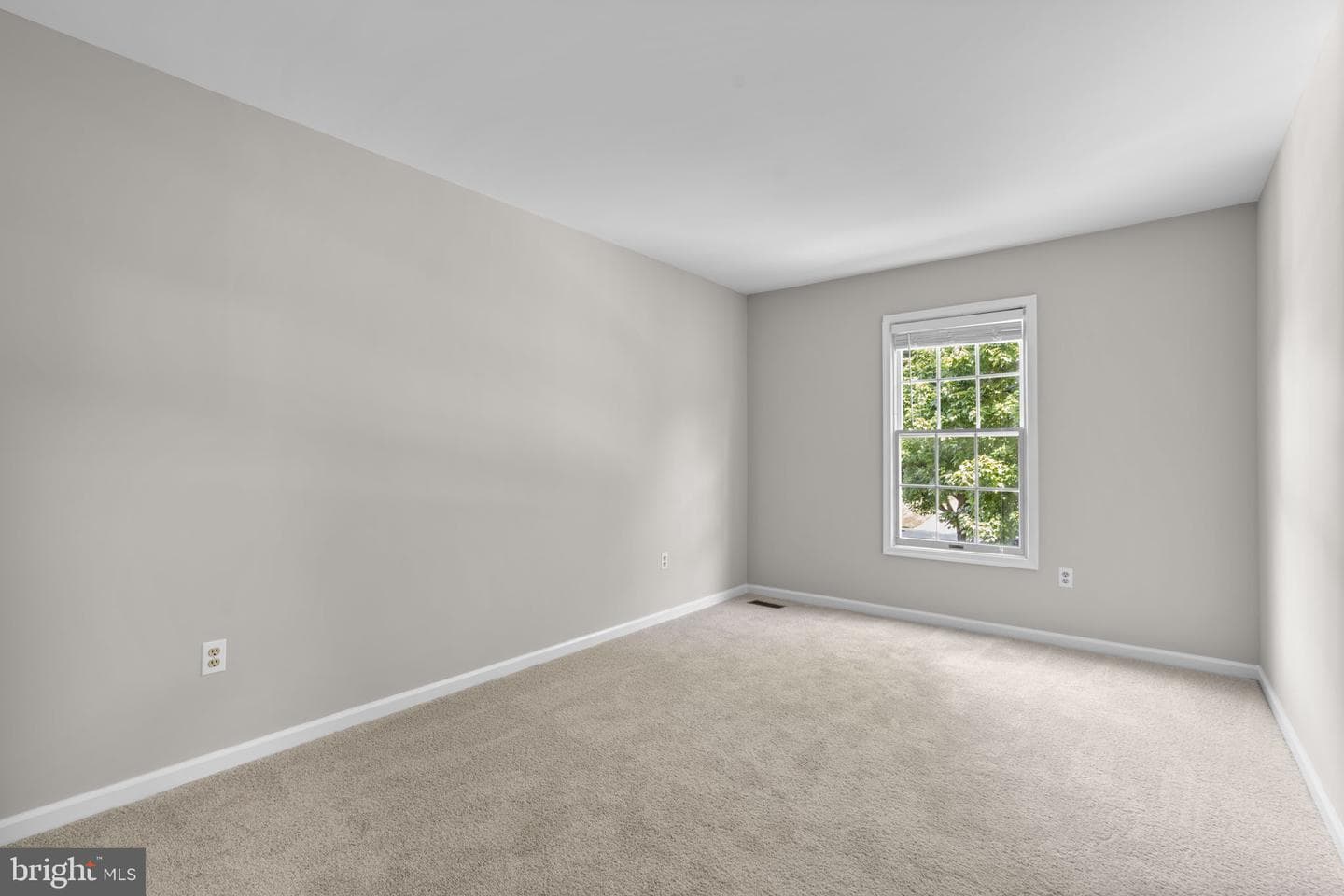 3131 Kings Court photo 30