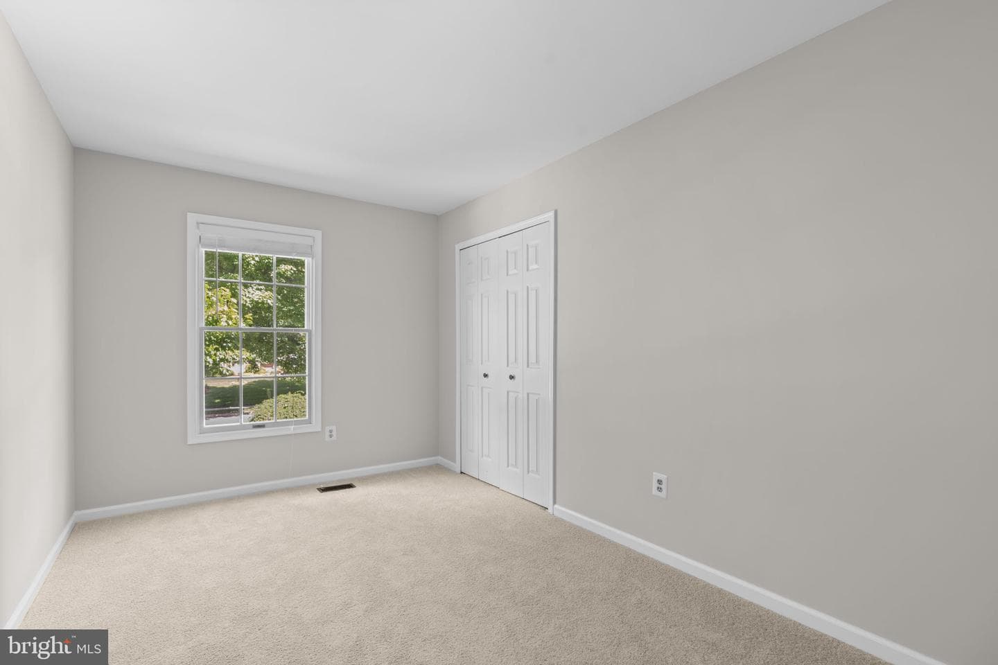 3131 Kings Court photo 32