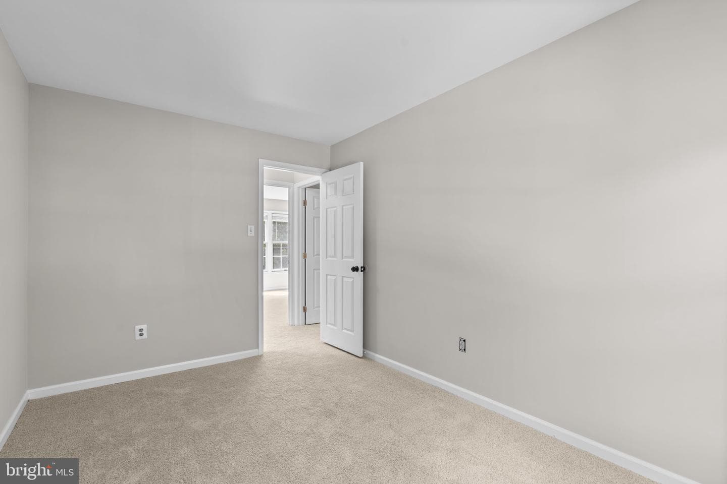 3131 Kings Court photo 33