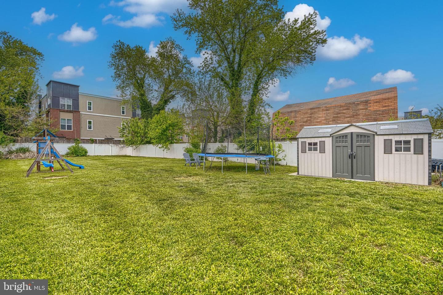 5797 Railroad Avenue photo 45