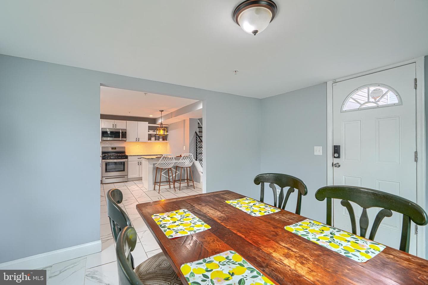 5797 Railroad Avenue photo 9