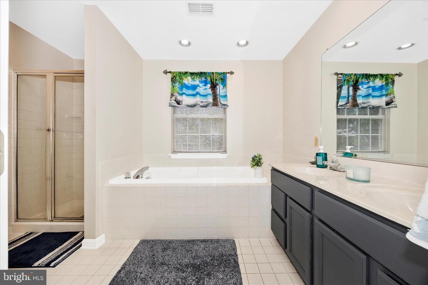 6400 Glittering Light Ln photo 65