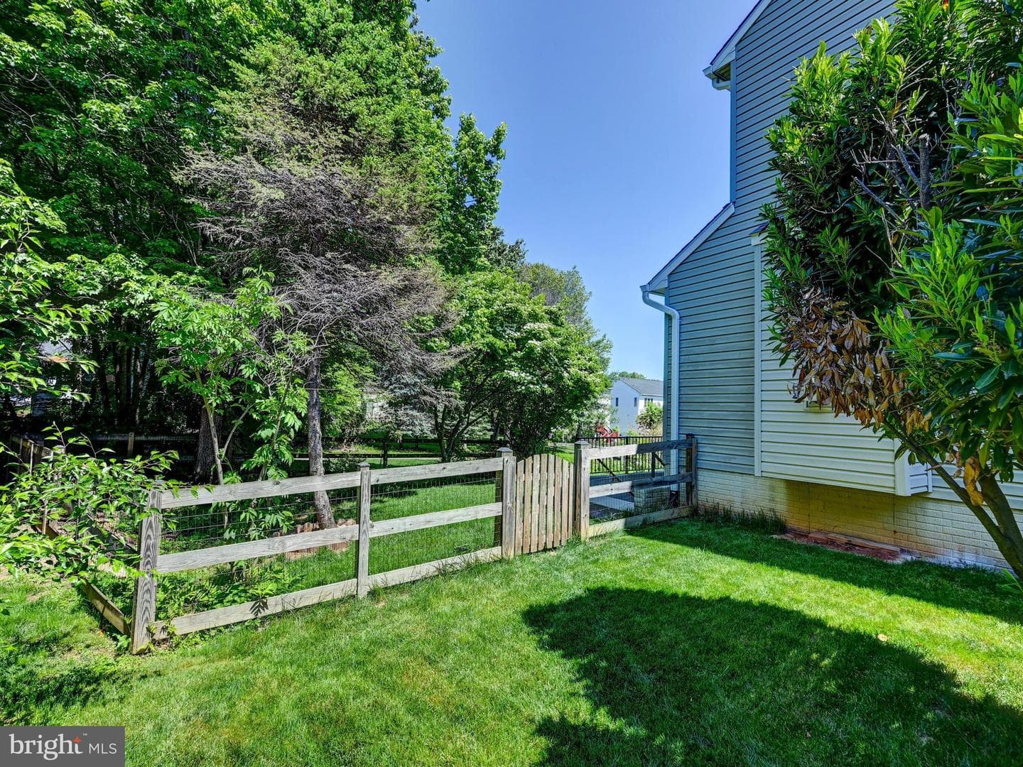 5913 Bright Flow Mews photo 61