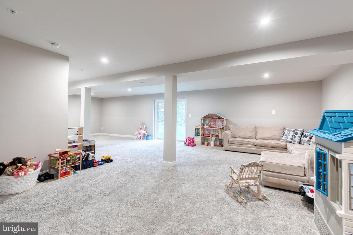 6003 Valentine Way photo 47