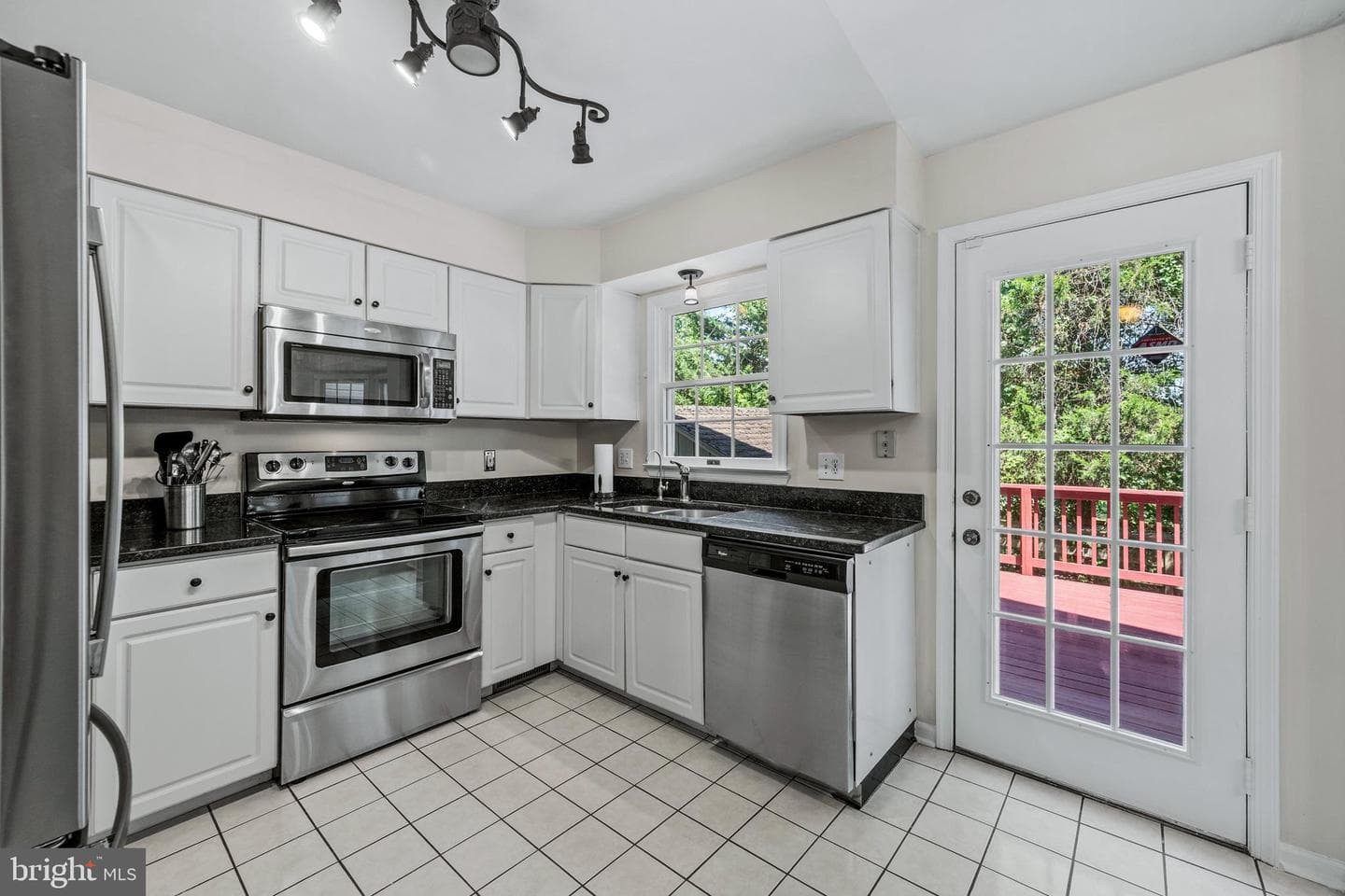 4751 Ten Oaks photo 15