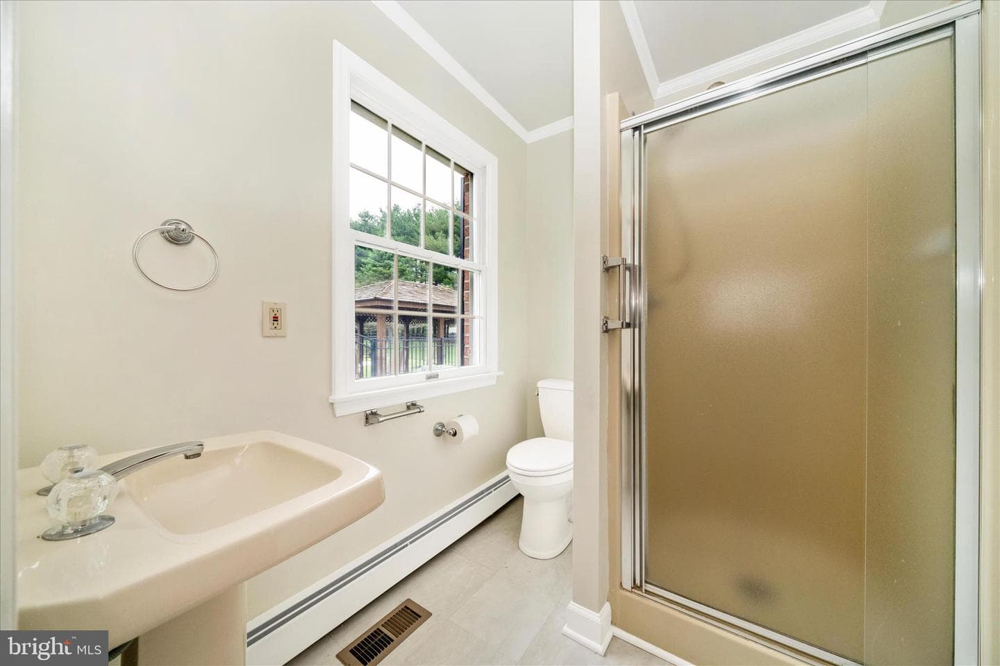 727 Weller Drive photo 25