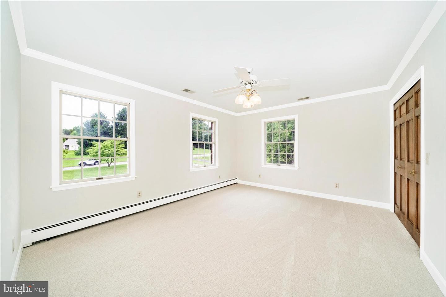 727 Weller Drive photo 35