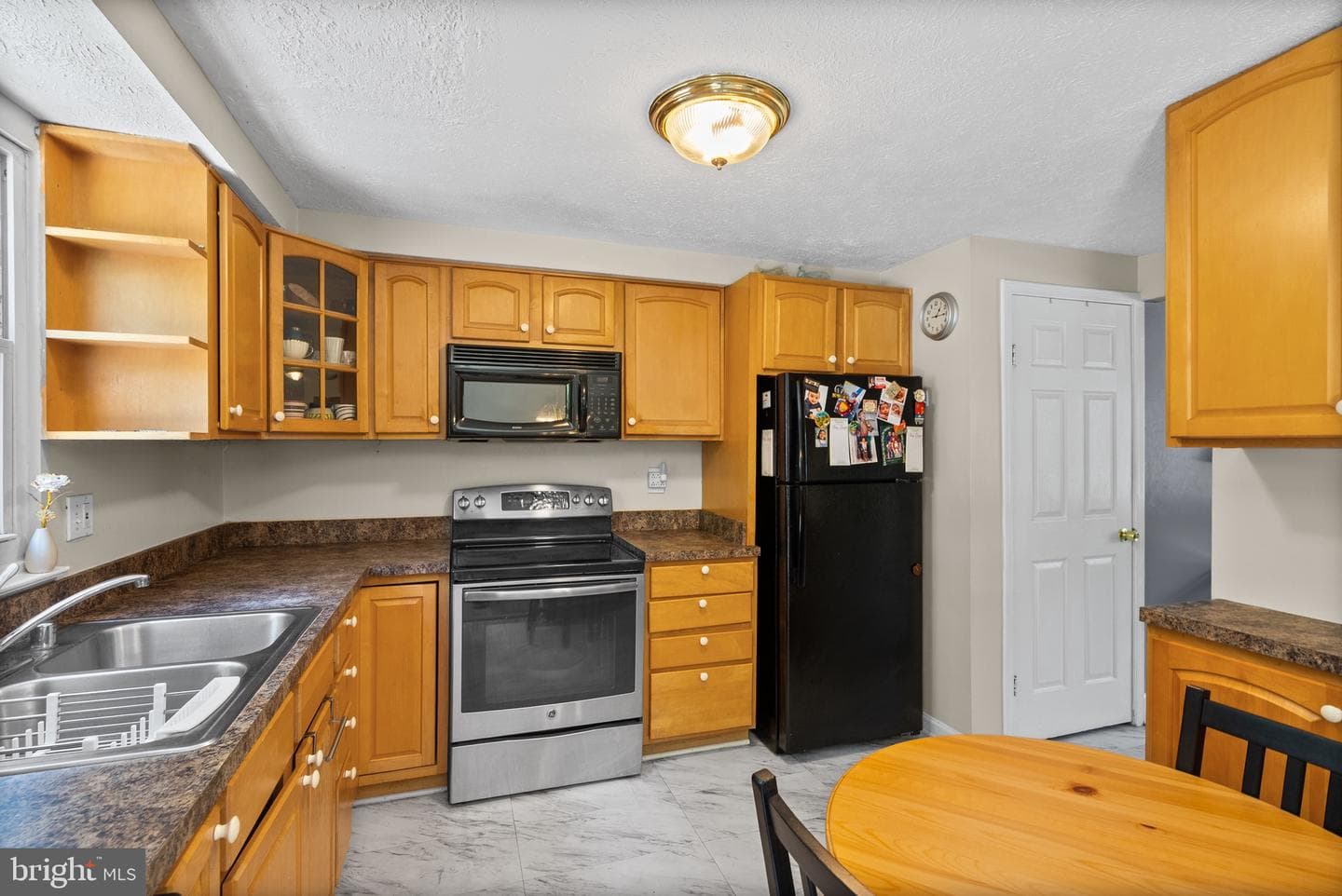 9201 Wilbur Court photo 3