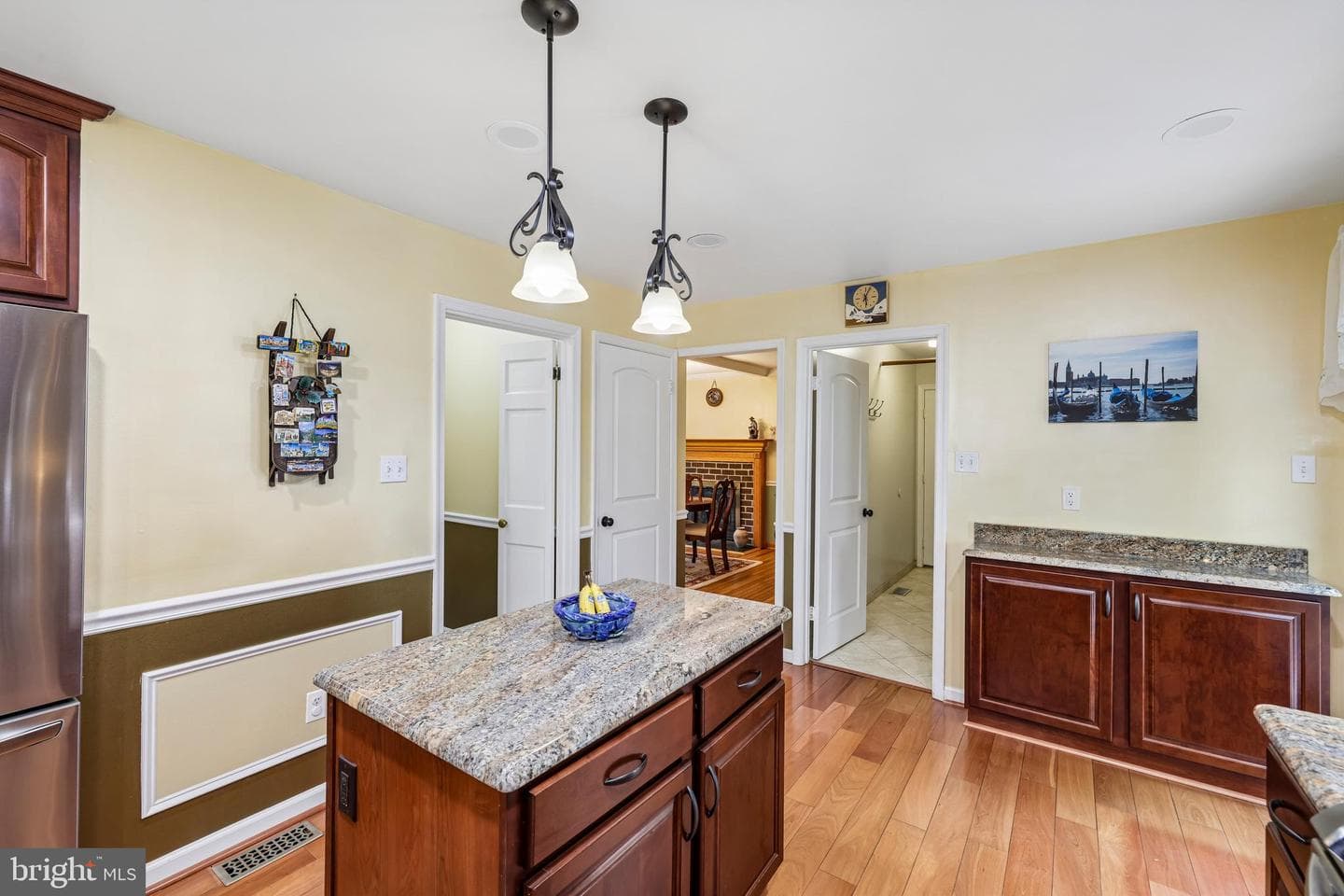 5057 Ten Mills Road photo 17