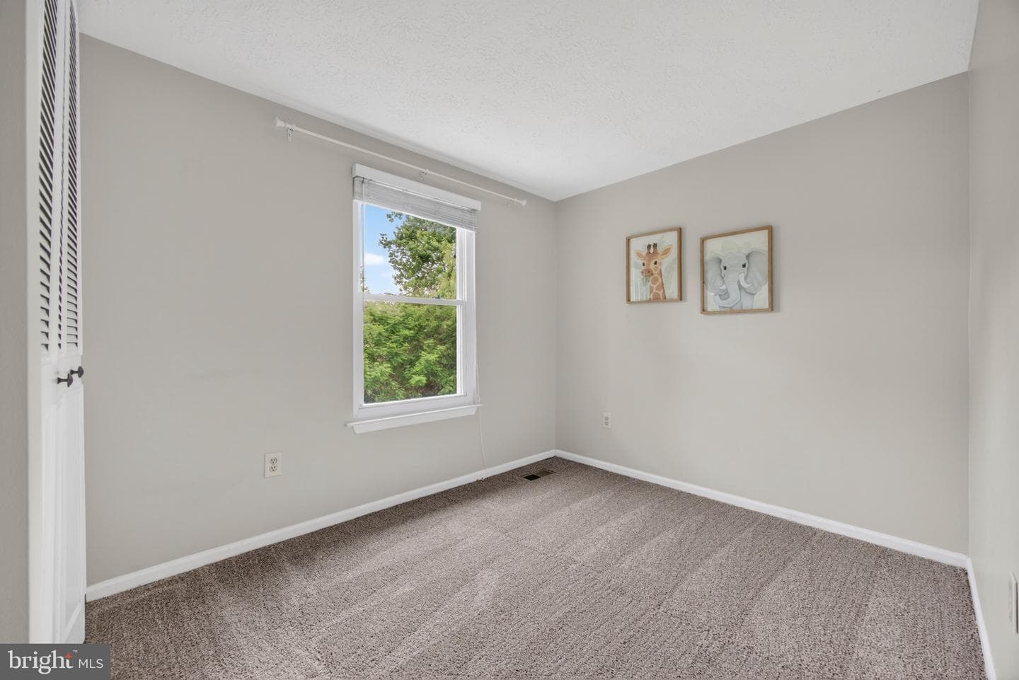 7853 Grassy Garth photo 32