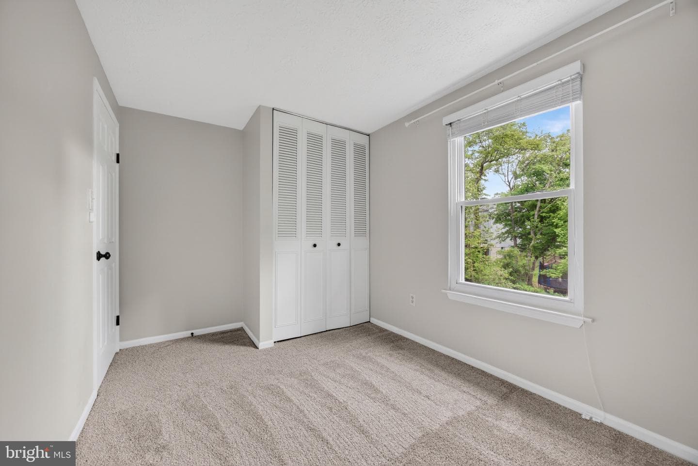 7853 Grassy Garth photo 33