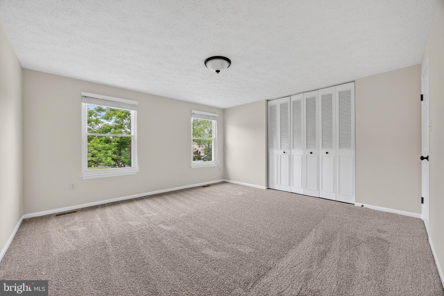 7853 Grassy Garth photo 36