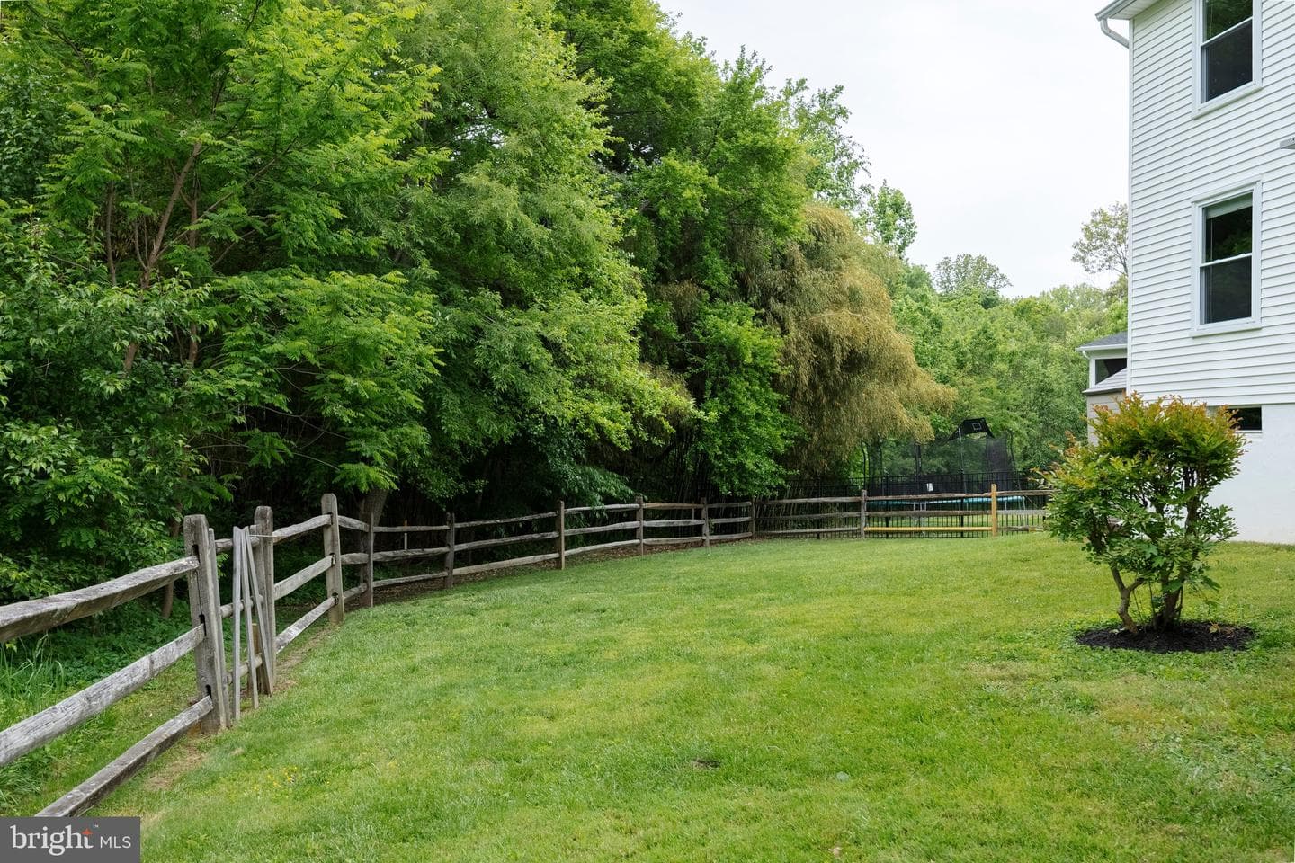 7853 Grassy Garth photo 46
