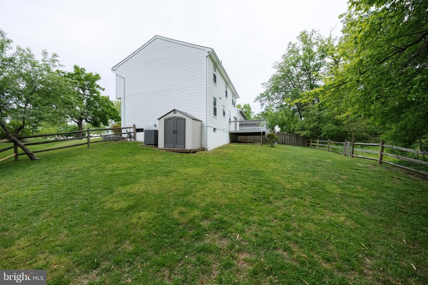 7853 Grassy Garth photo 47