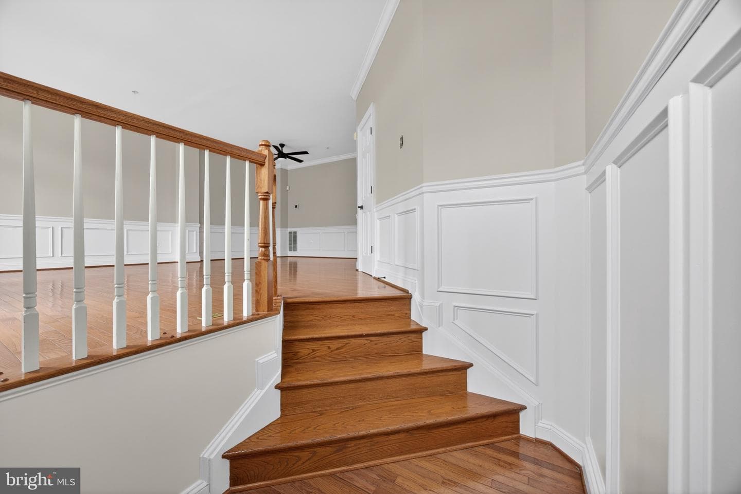 9850 Snow Bird Lane photo 2