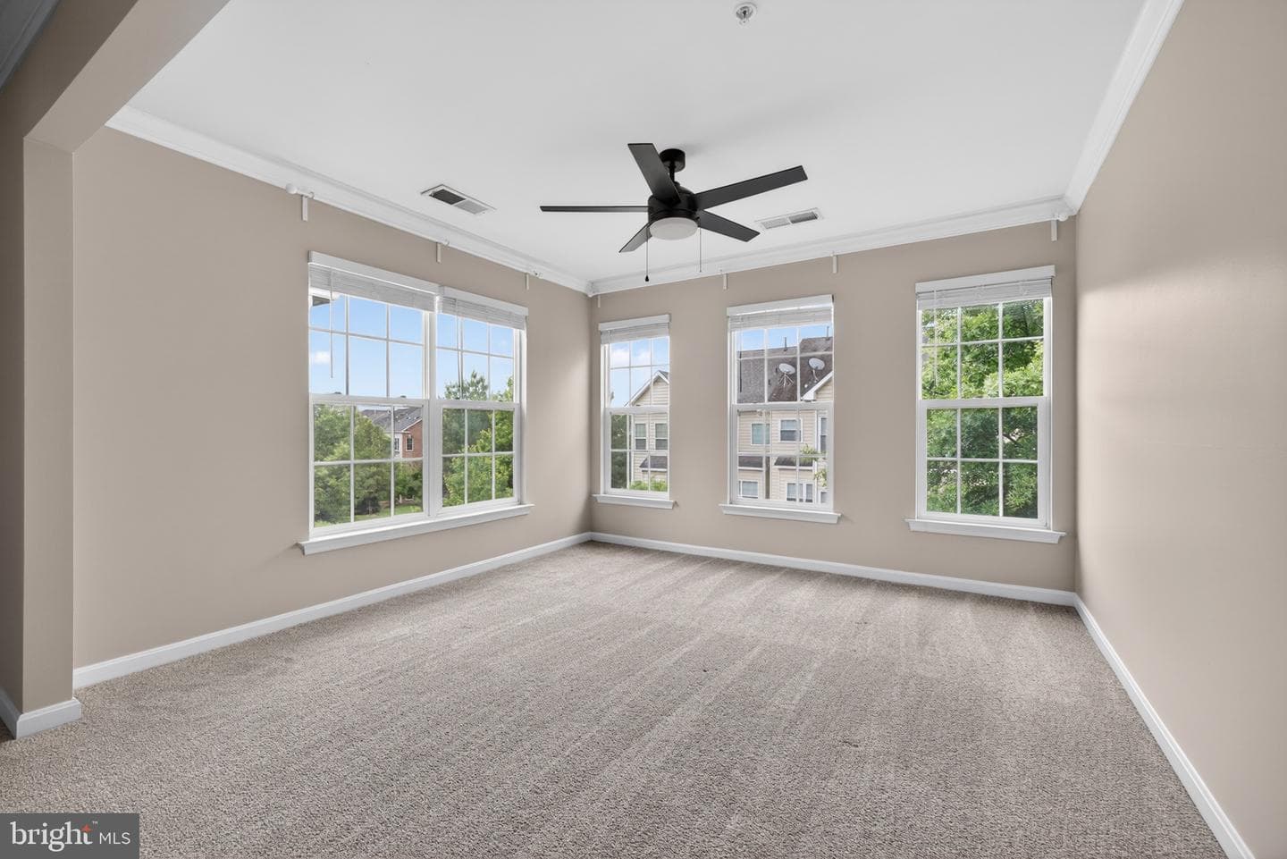 9850 Snow Bird Lane photo 31