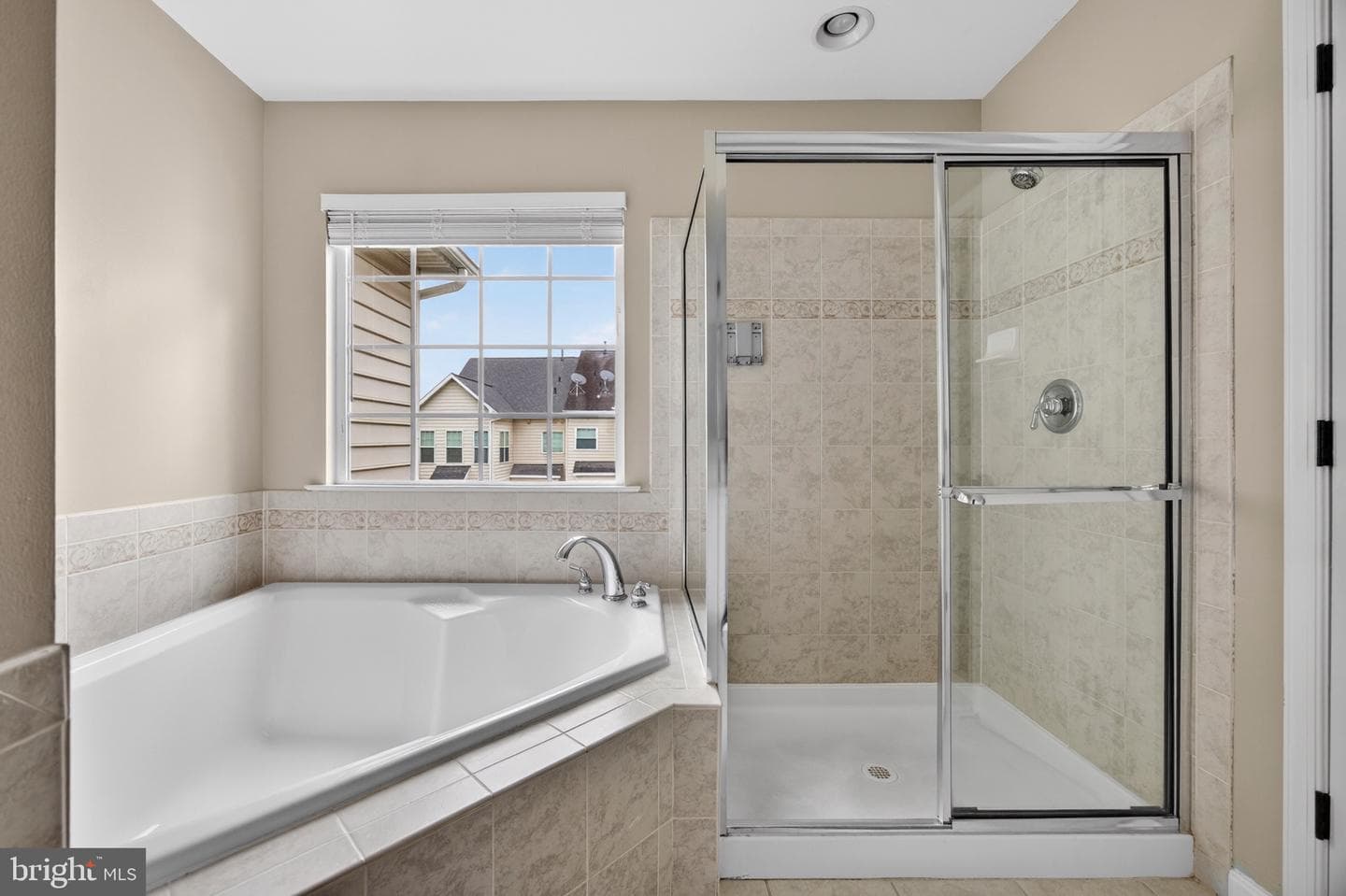 9850 Snow Bird Lane photo 36