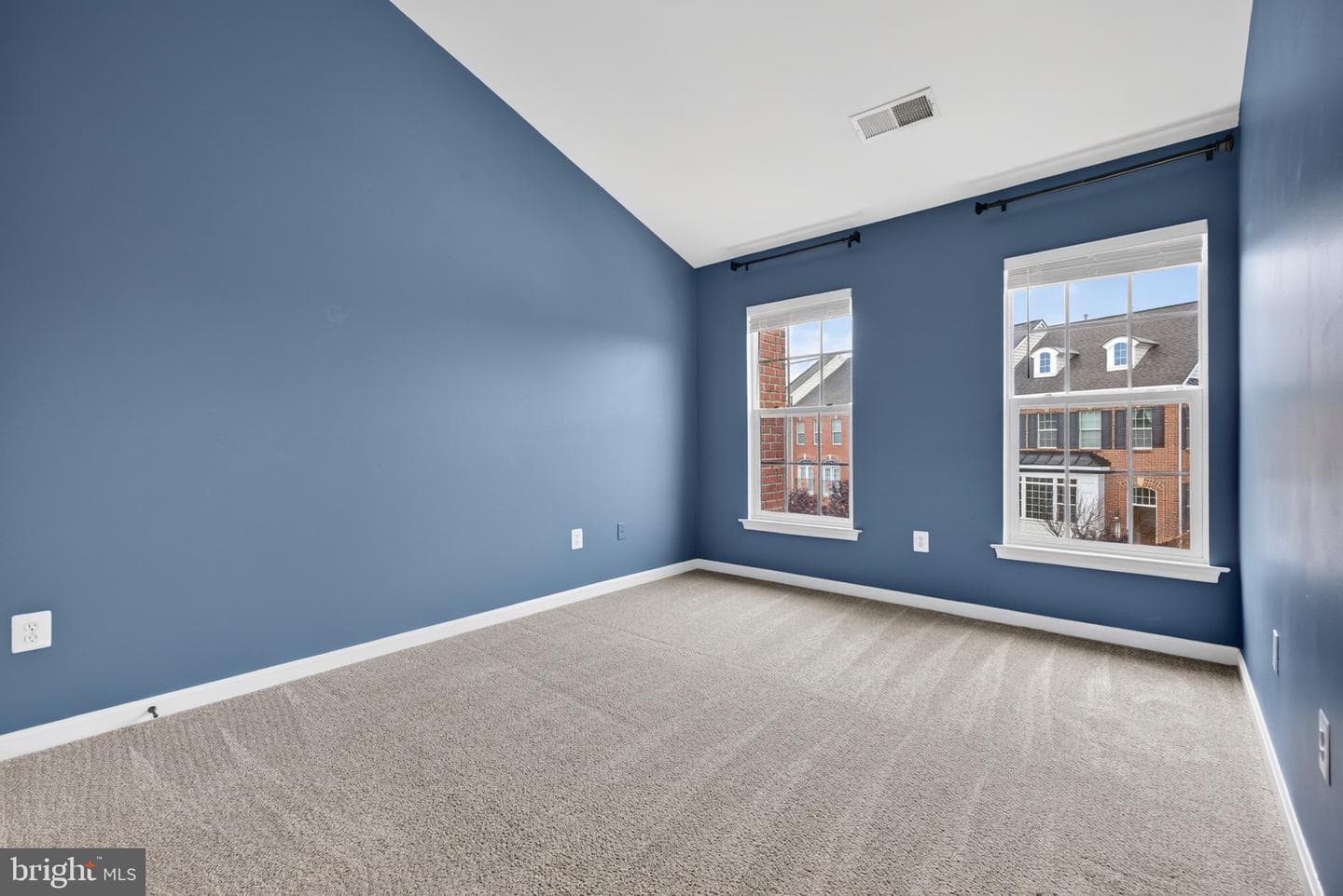 9850 Snow Bird Lane photo 37