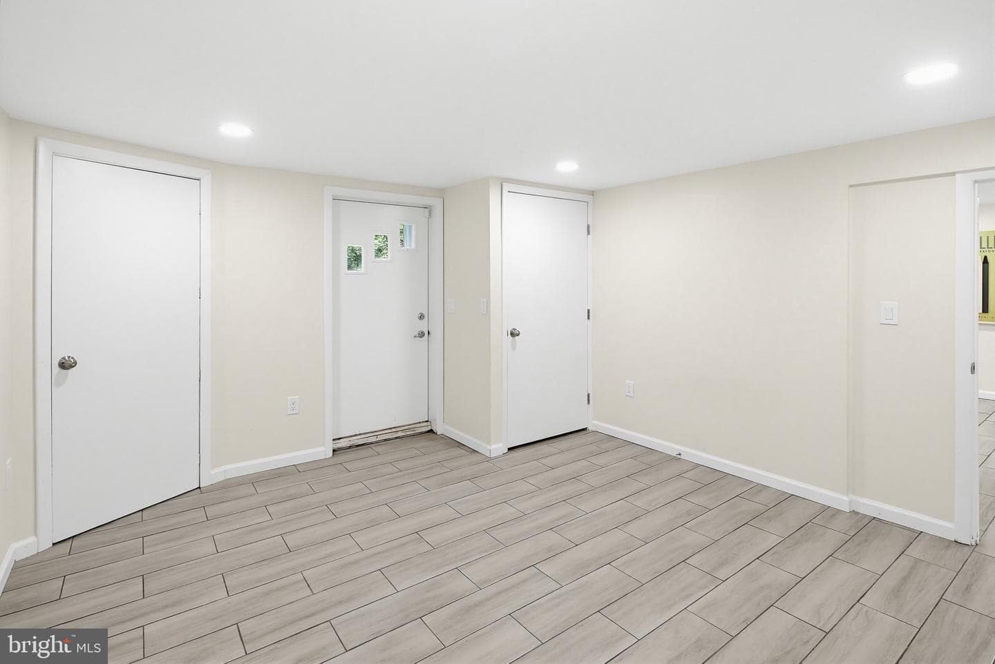 6702 Whitegate Rd photo 39