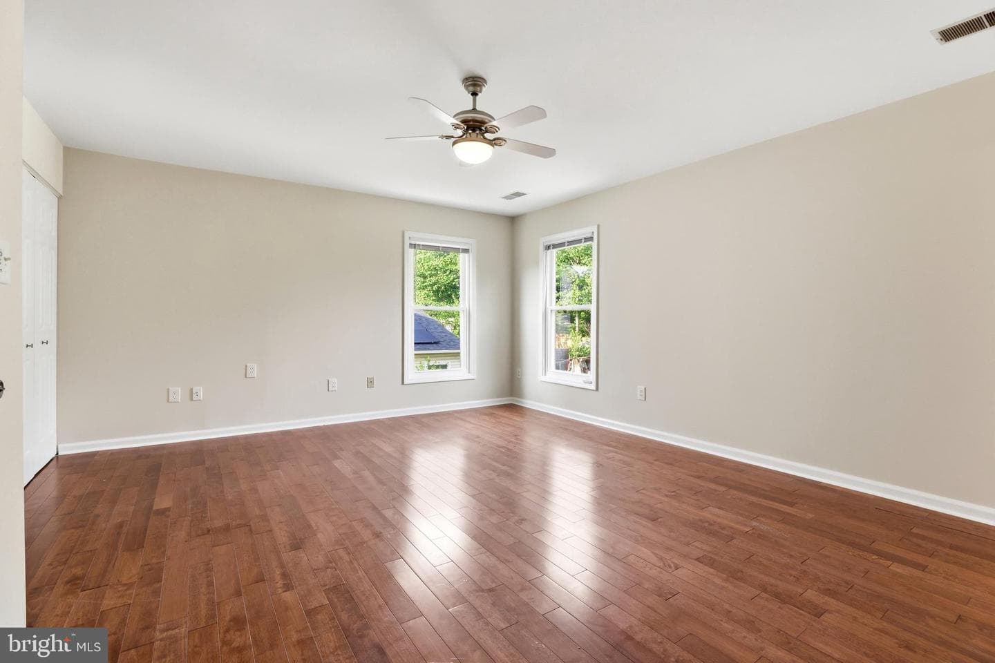 9323 Meredith Avenue photo 20