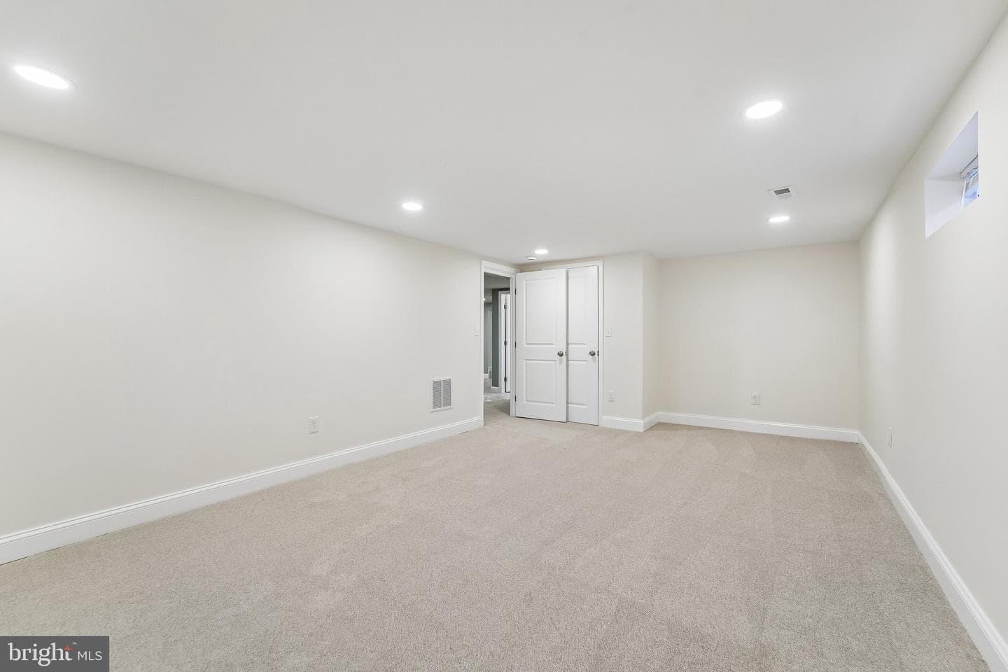 3045 Saint Johns Lane photo 26